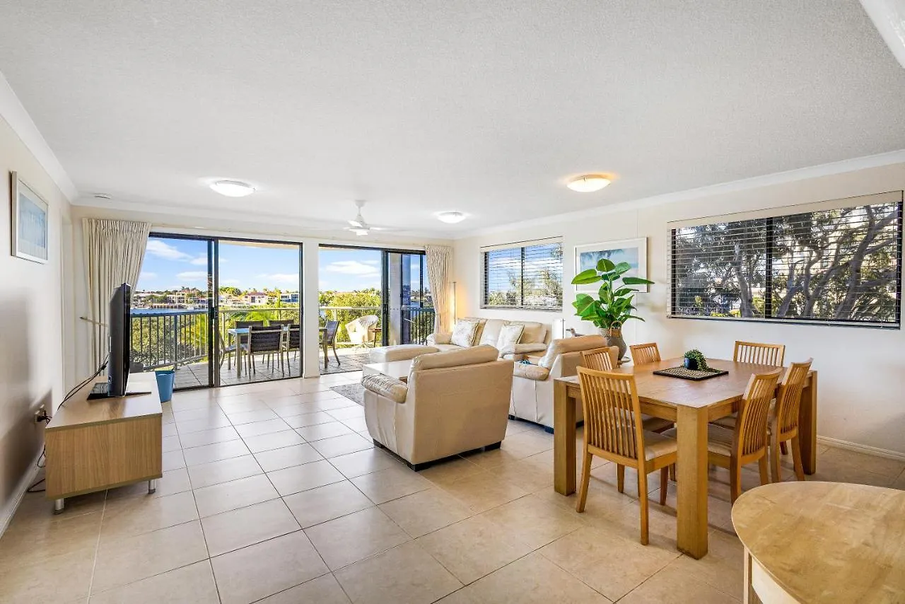 Salty Kisses @ Riverdance - 3 Bedroom Apartment Mooloolaba 0*,  Australia